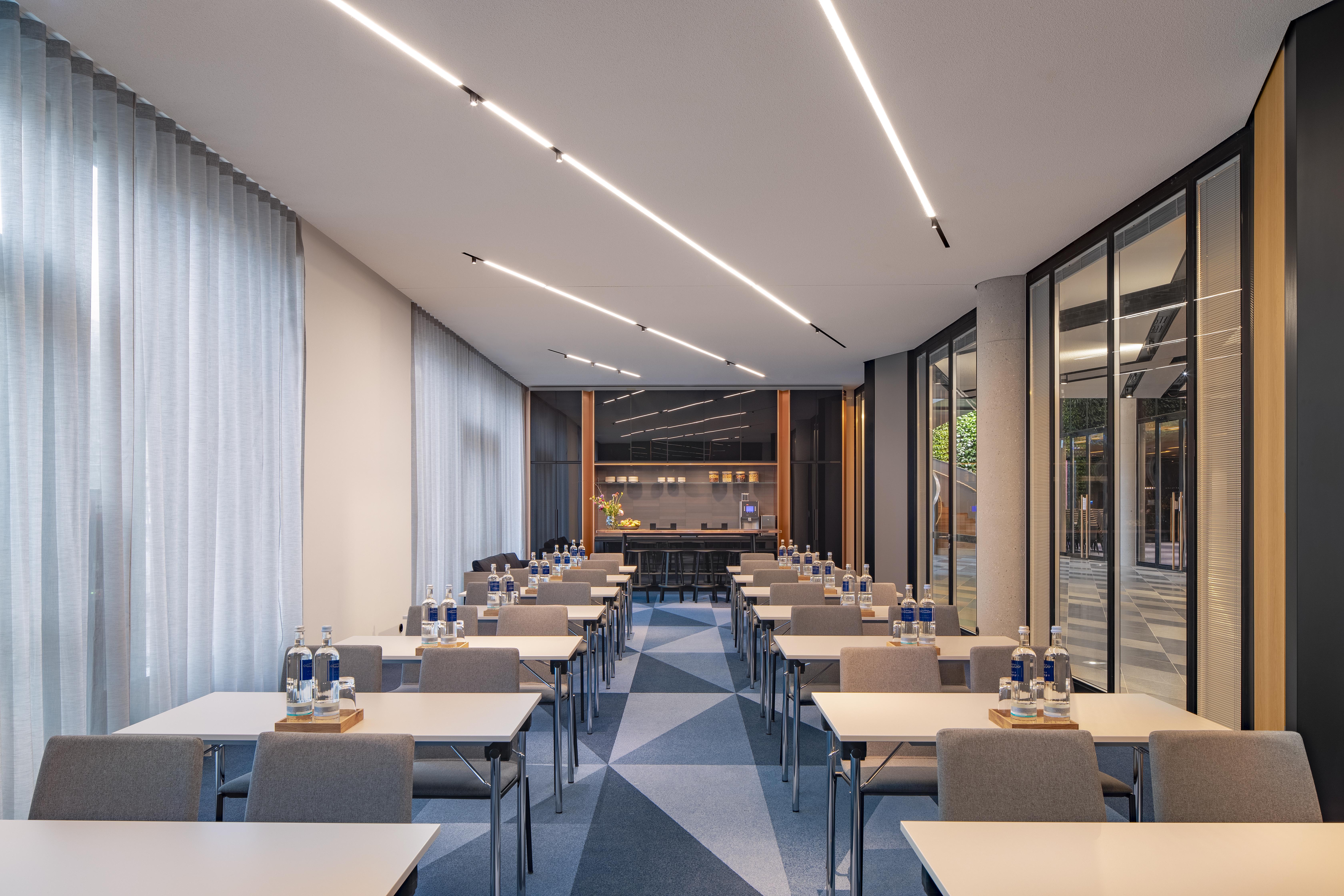 Отель Andaz Munich Schwabinger Tor, By Hyatt Экстерьер фото Meeting room