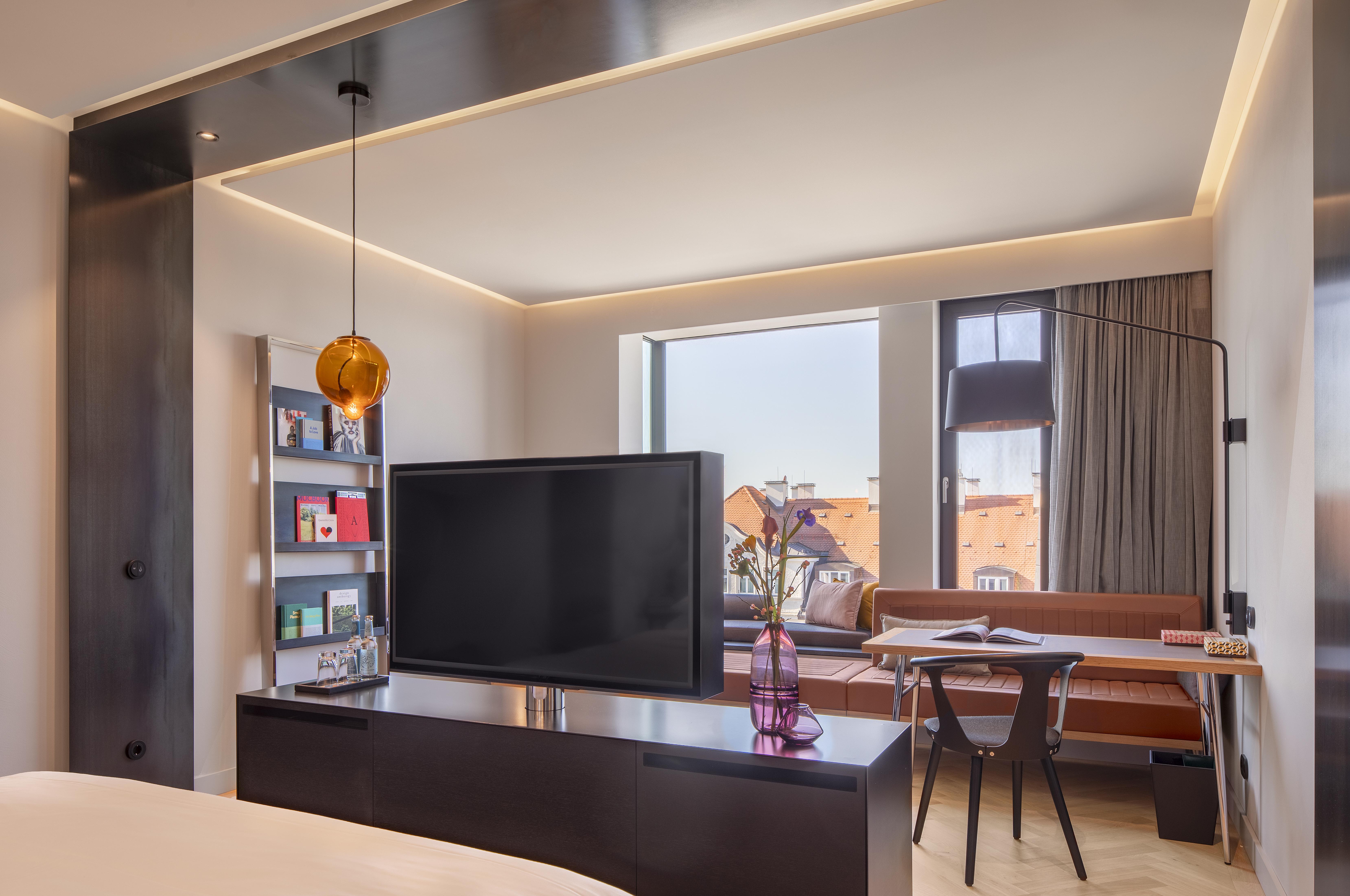 Отель Andaz Munich Schwabinger Tor, By Hyatt Экстерьер фото A room at the hotel