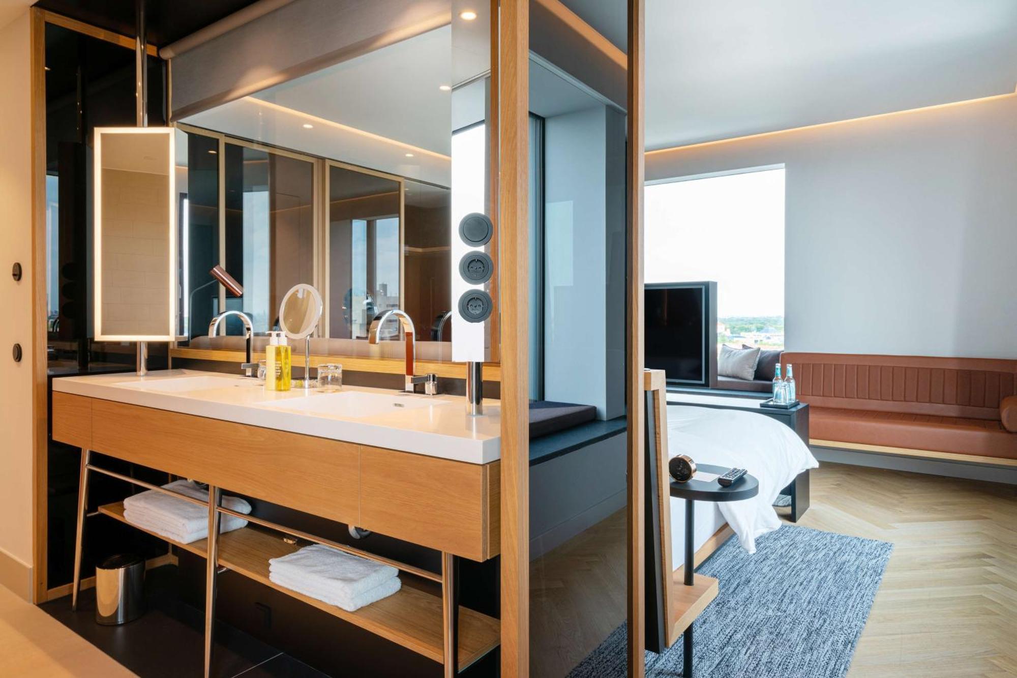 Отель Andaz Munich Schwabinger Tor, By Hyatt Экстерьер фото Deluxe Room