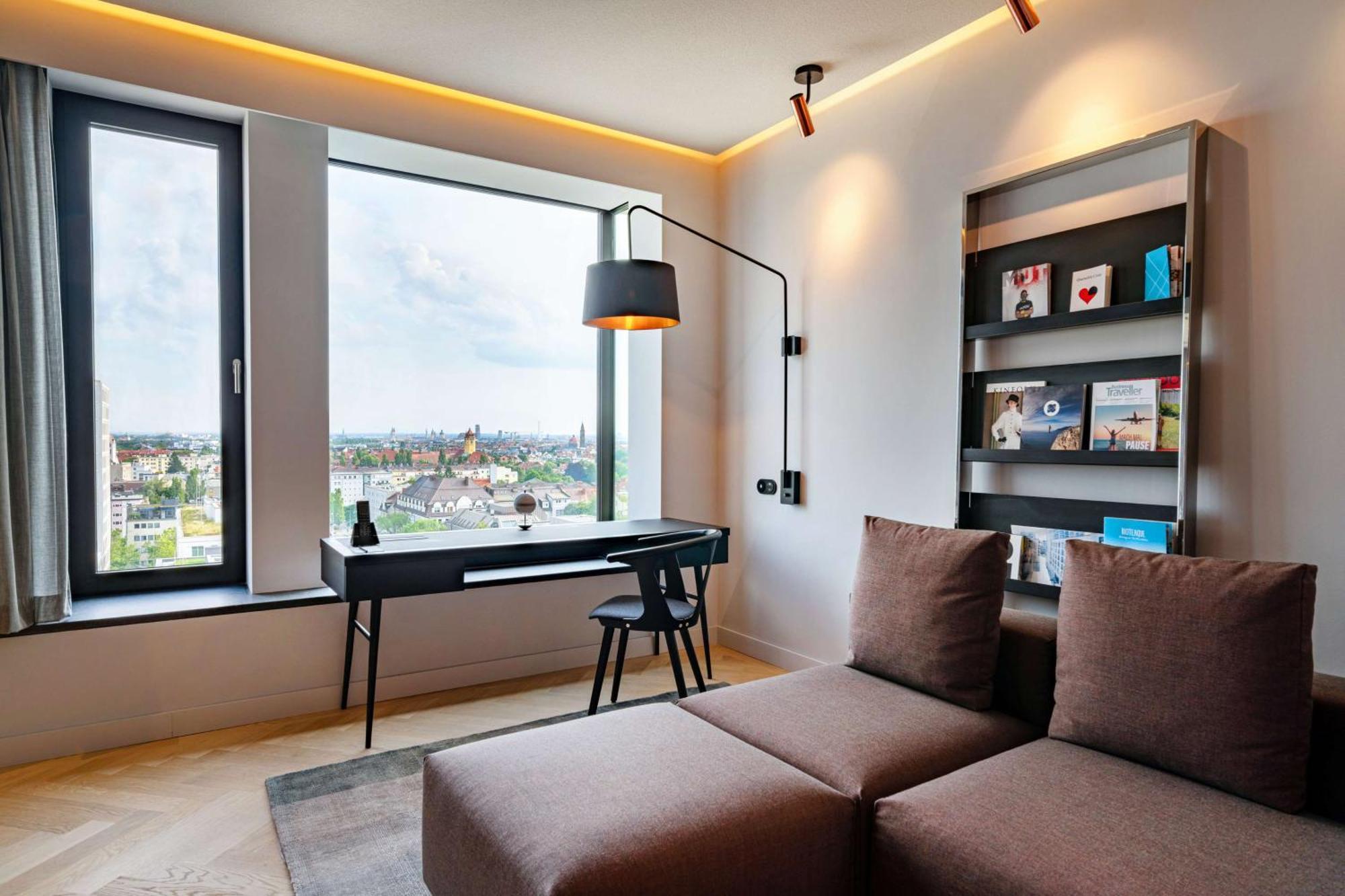 Отель Andaz Munich Schwabinger Tor, By Hyatt Экстерьер фото A room at the hotel