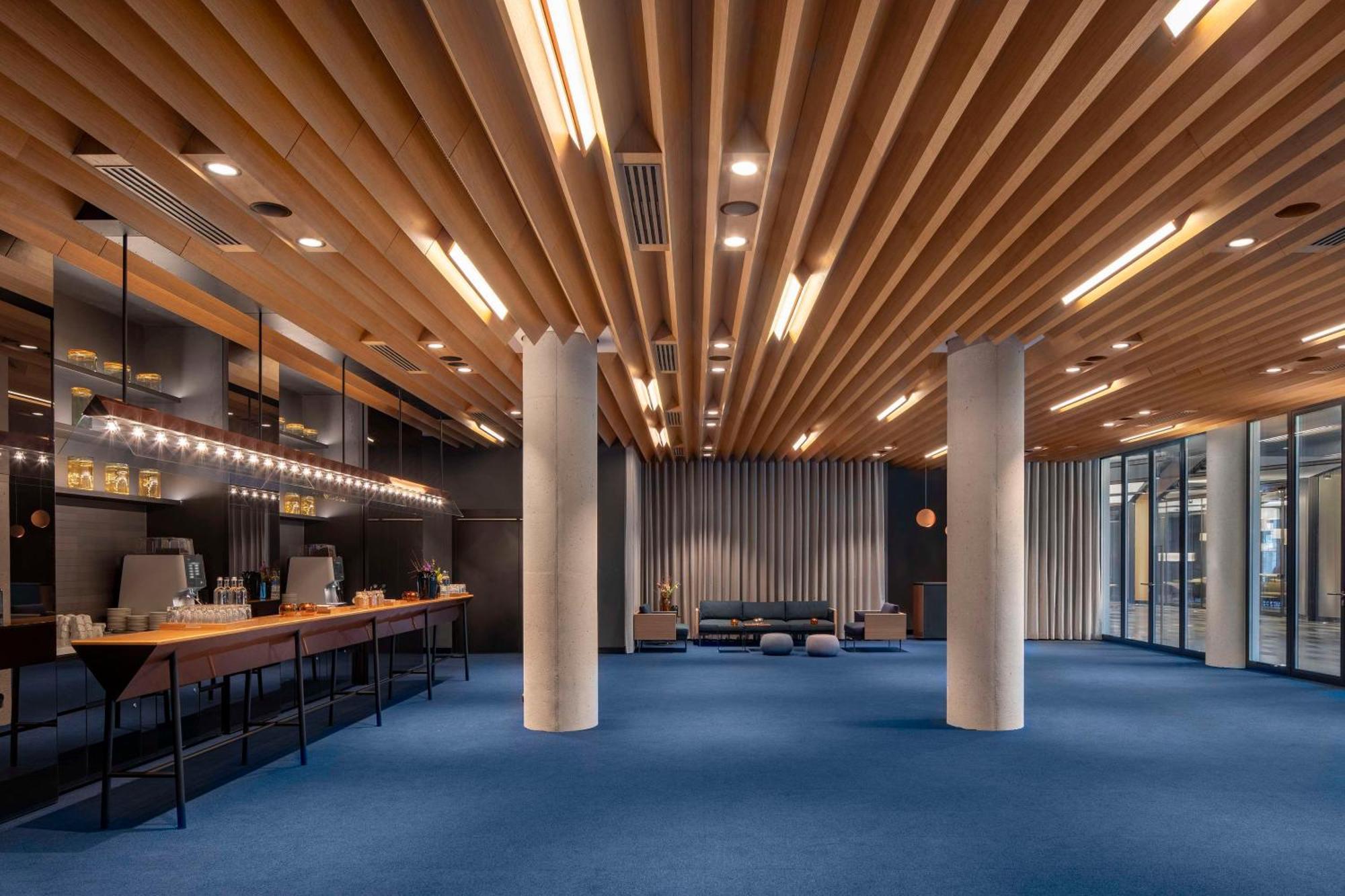 Отель Andaz Munich Schwabinger Tor, By Hyatt Экстерьер фото Library