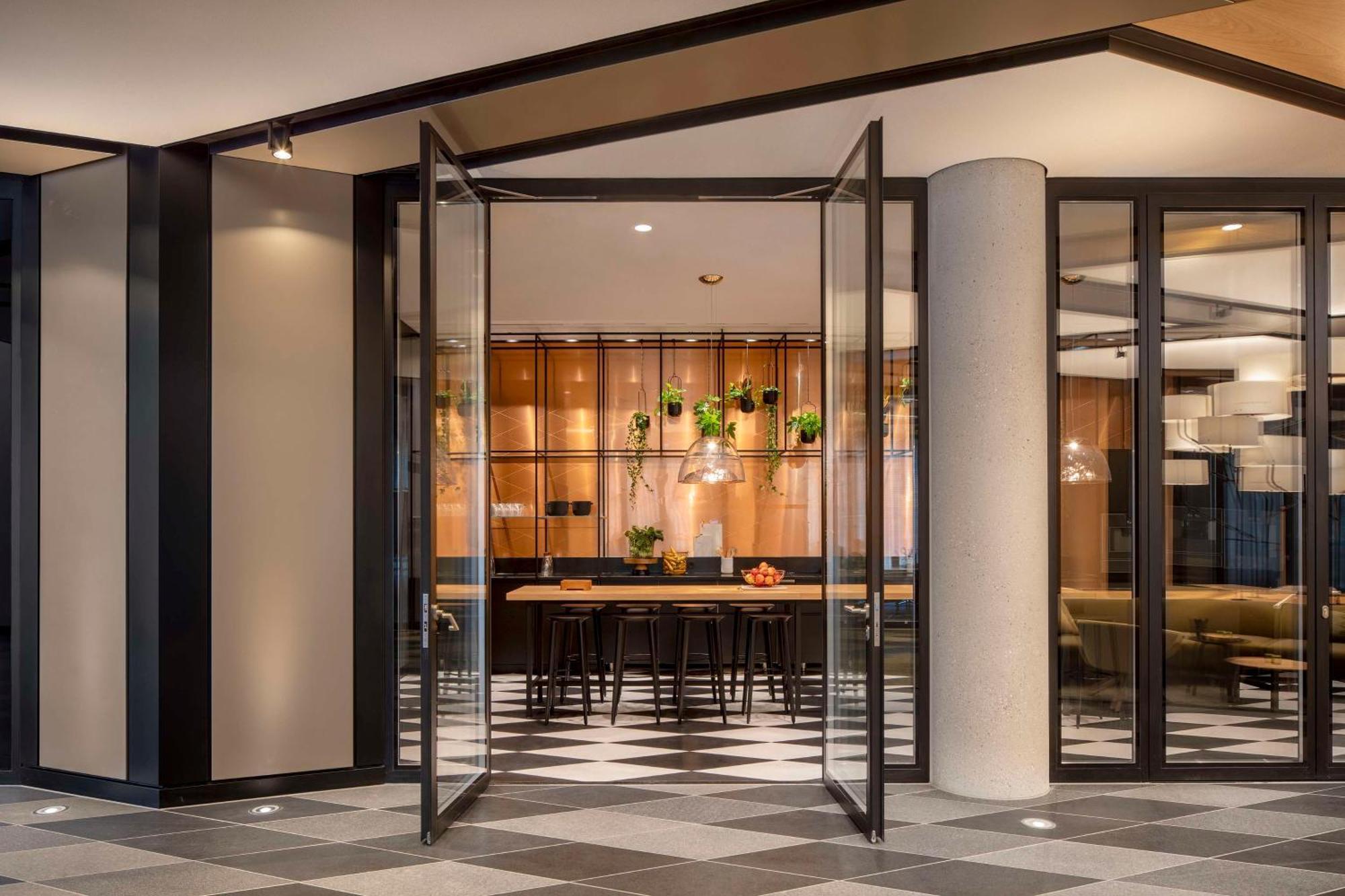 Отель Andaz Munich Schwabinger Tor, By Hyatt Экстерьер фото The interior of the hotel